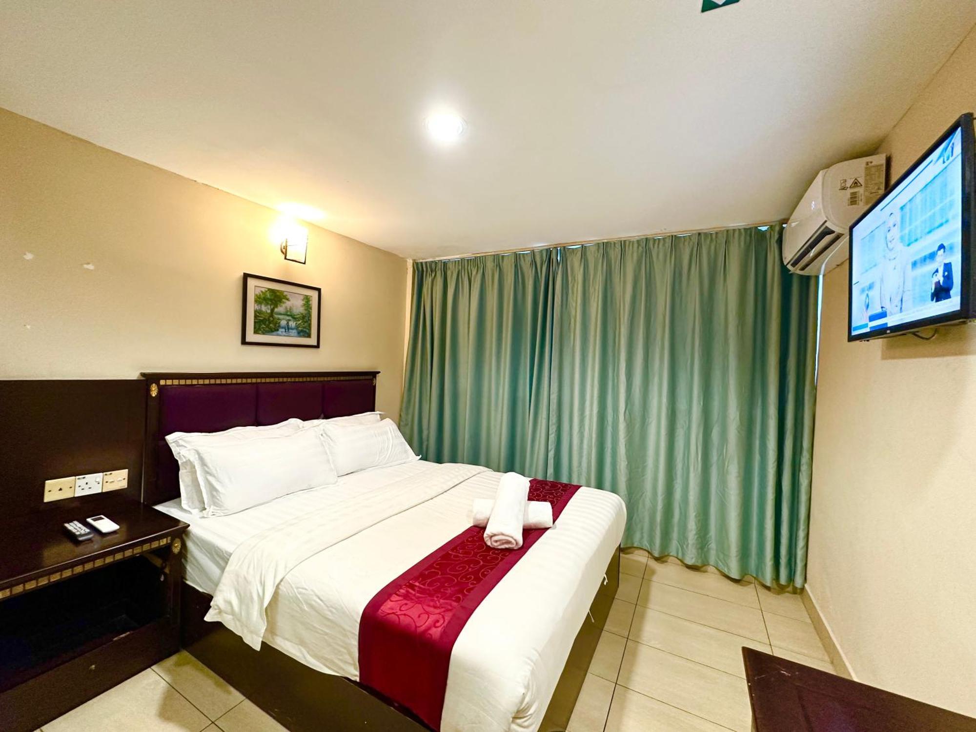 Valley Hotel Кота Кинабалу Екстериор снимка